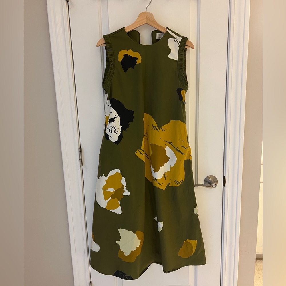 OUR SECOND NATURE FLORAL DRESS WITH POCKETS